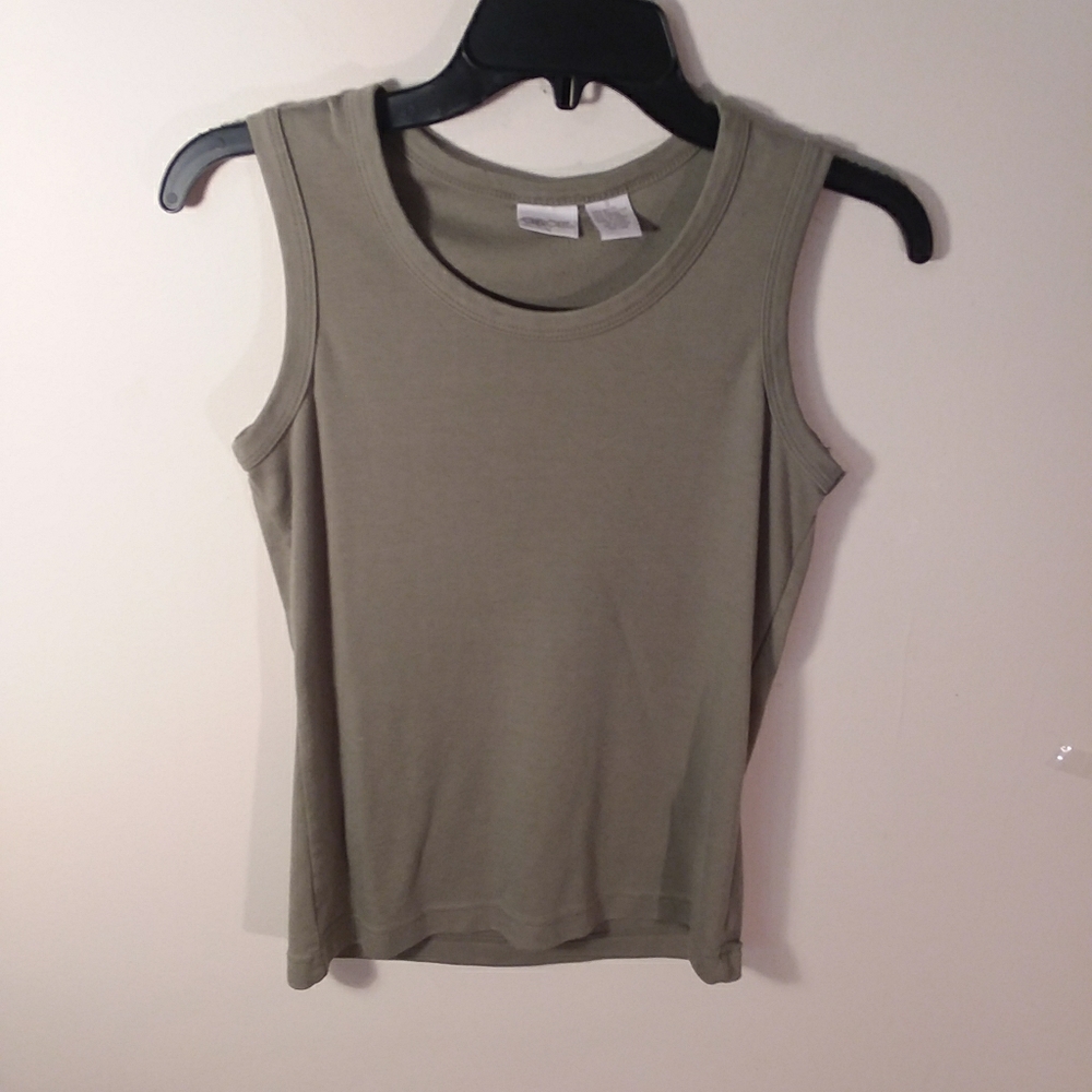 S370. Cherokee. Green pullover tank top. Small
